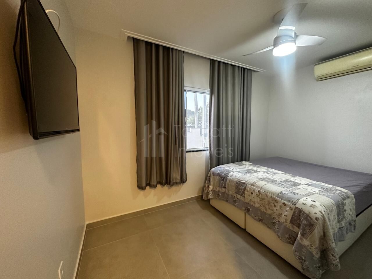 Casa à venda com 2 quartos, 110m² - Foto 14