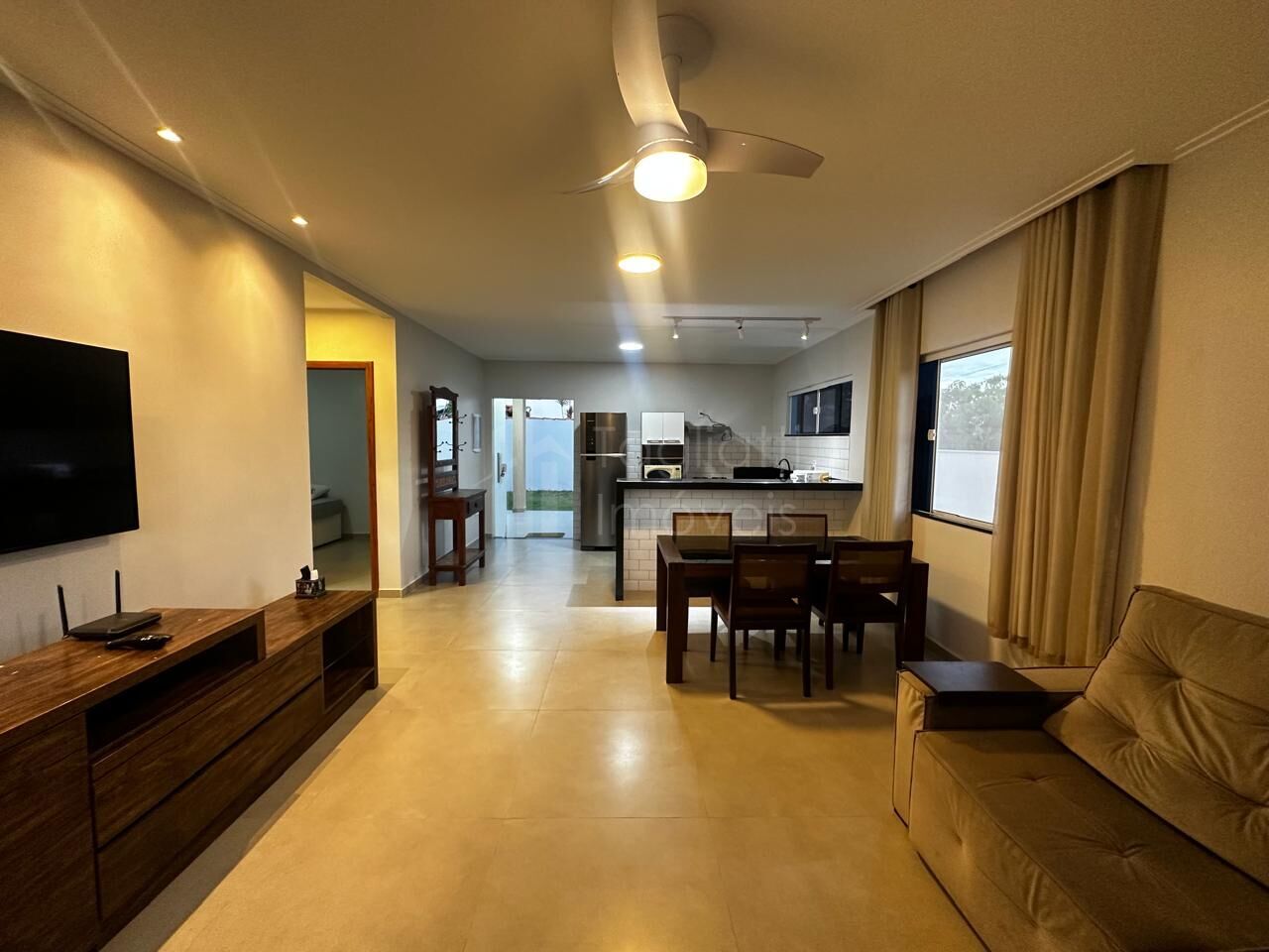 Casa à venda com 2 quartos, 110m² - Foto 7