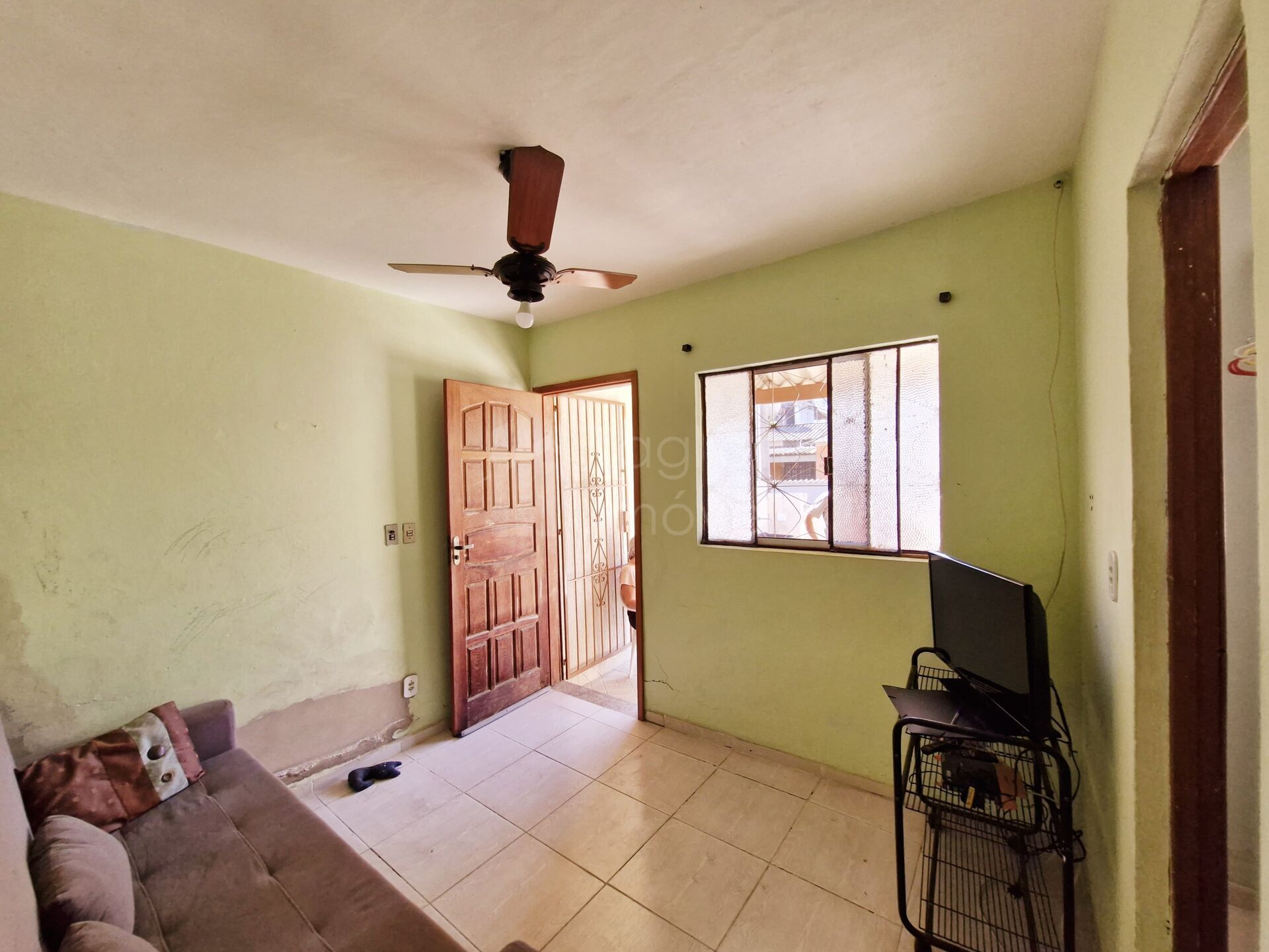 Casa à venda com 2 quartos, 30m² - Foto 7