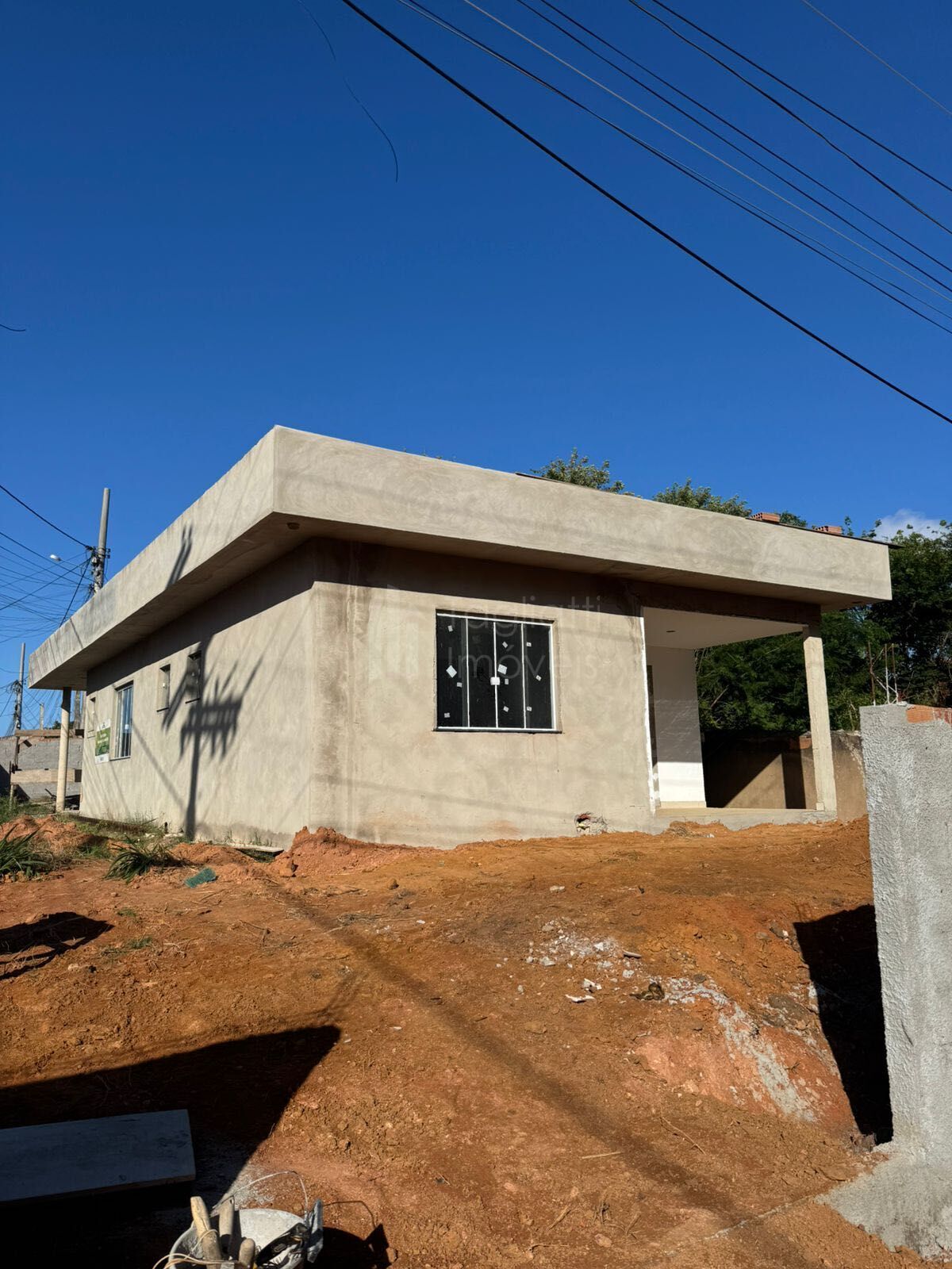 Casa à venda com 2 quartos, 110m² - Foto 2