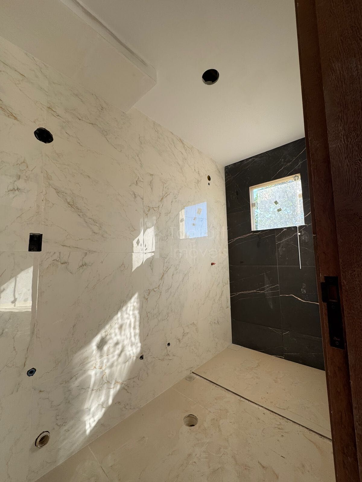 Casa à venda com 2 quartos, 110m² - Foto 3