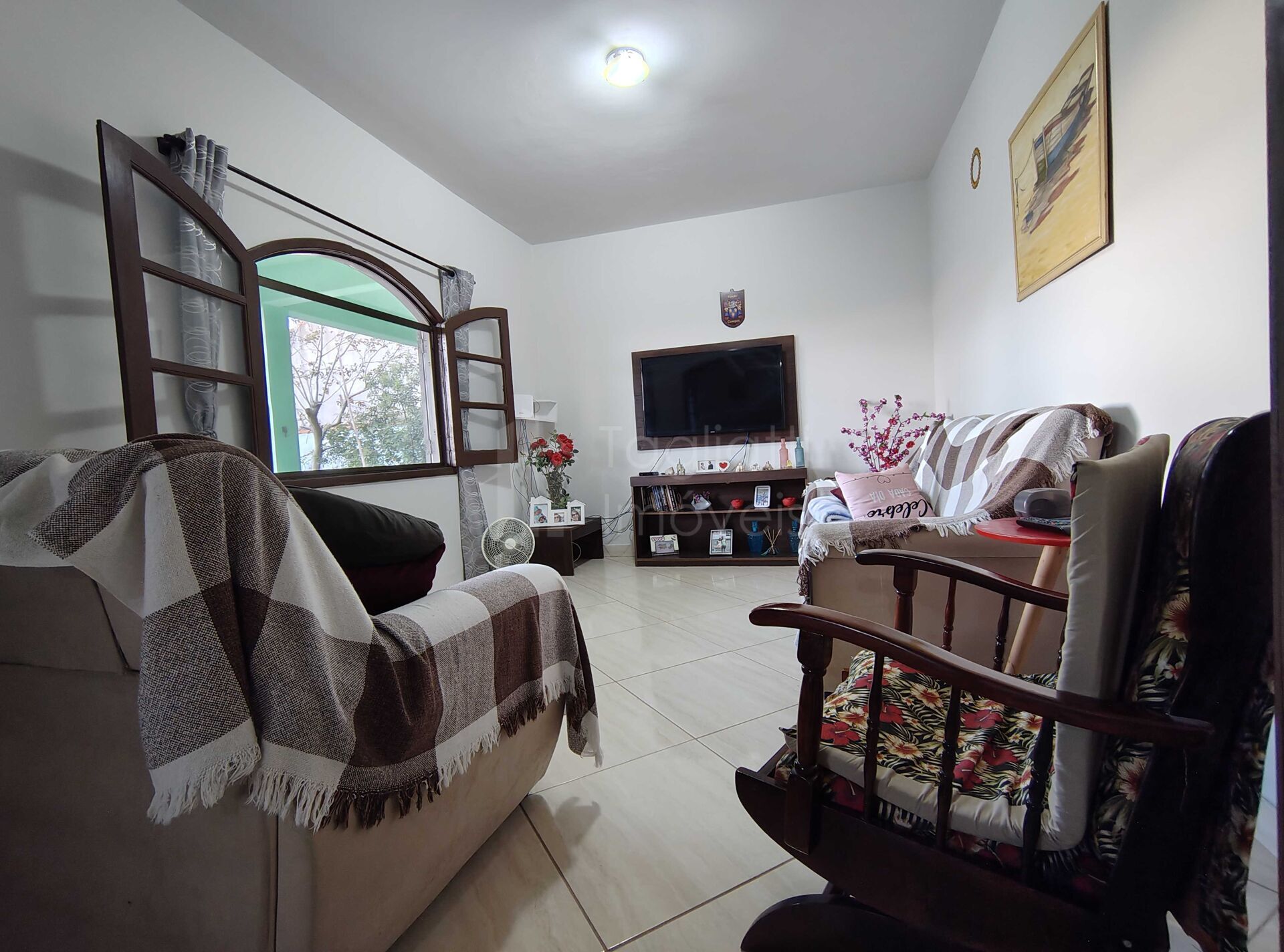 Casa à venda com 7 quartos, 402m² - Foto 2