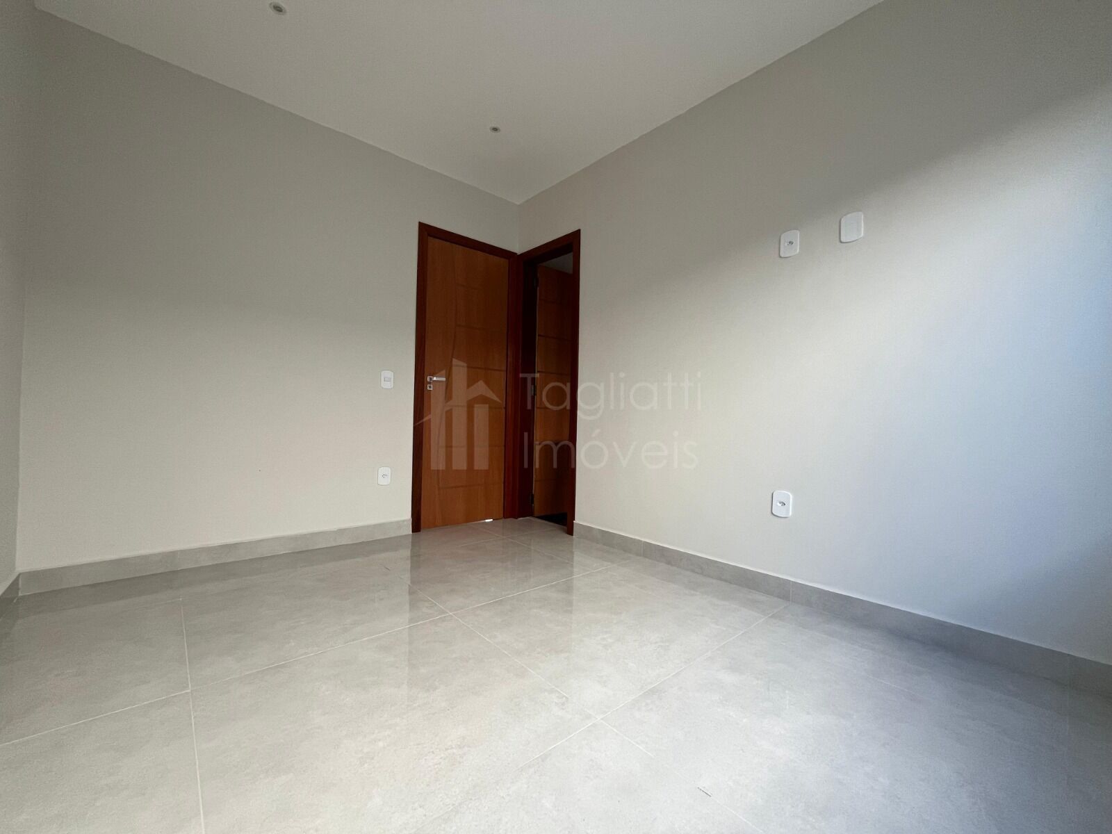 Casa à venda com 2 quartos, 163m² - Foto 10