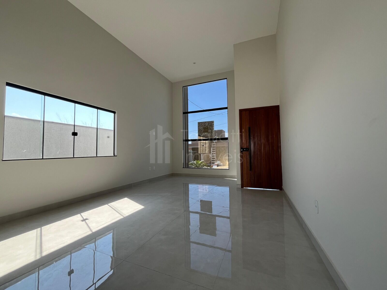 Casa à venda com 2 quartos, 163m² - Foto 3