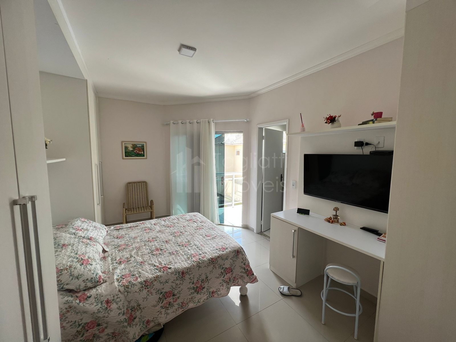 Casa à venda com 3 quartos, 107m² - Foto 9