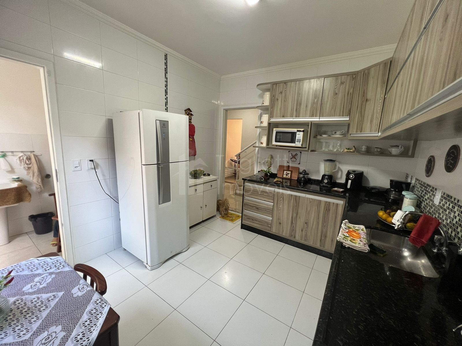 Casa à venda com 3 quartos, 107m² - Foto 4