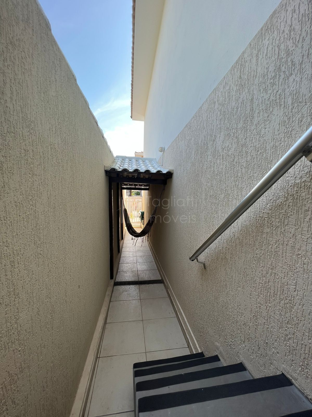 Casa à venda com 3 quartos, 107m² - Foto 18