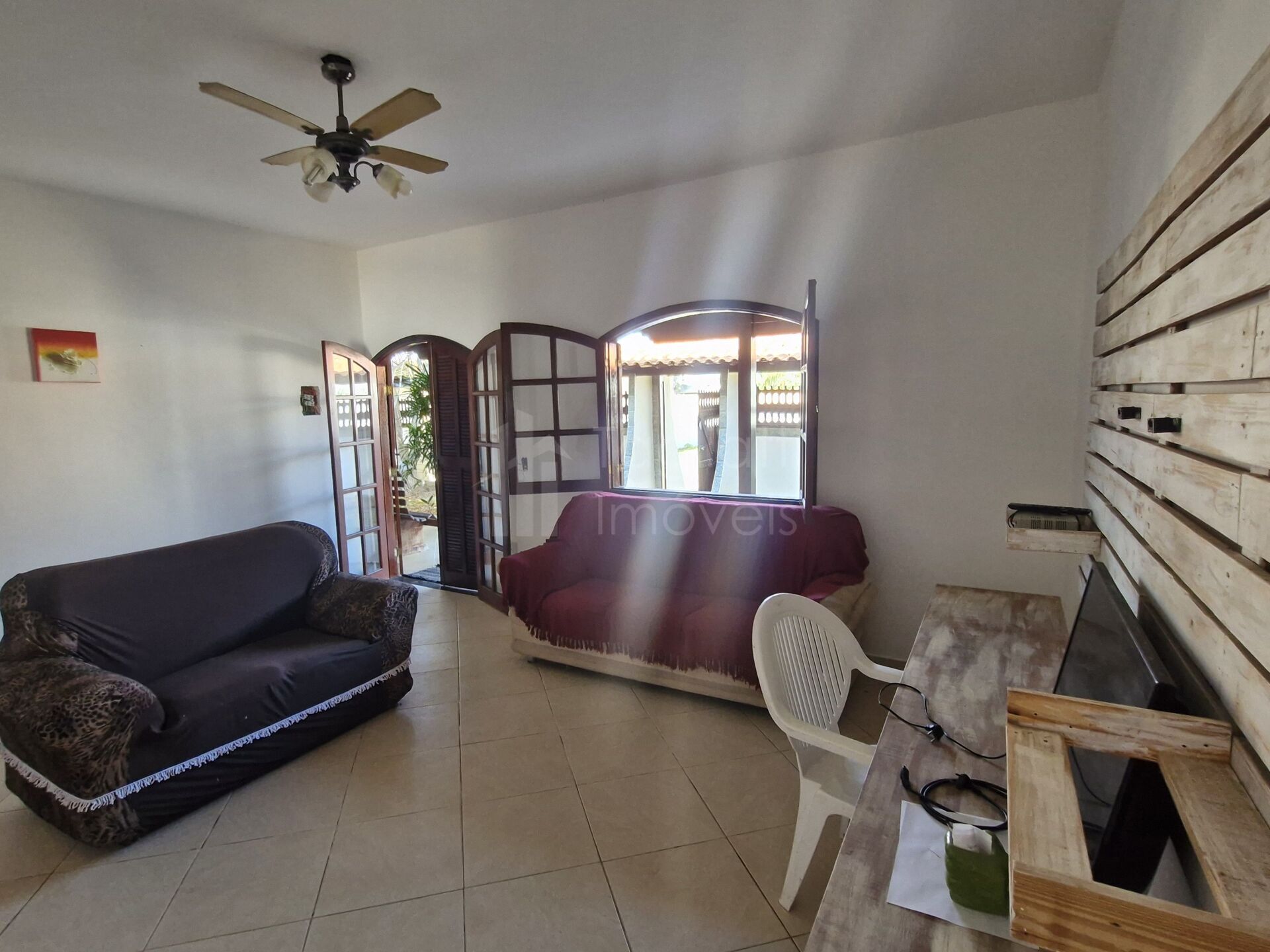 Casa à venda com 3 quartos, 350m² - Foto 4