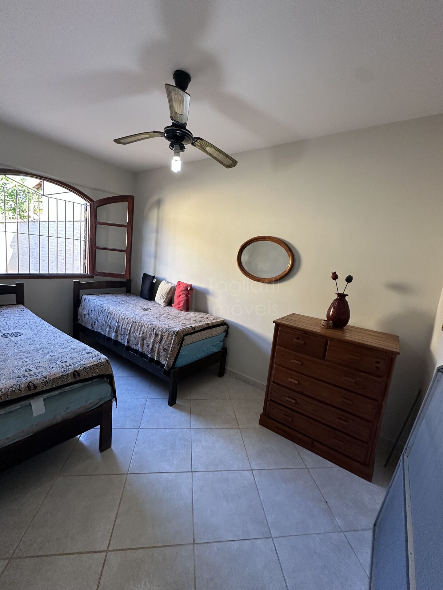 Casa à venda com 3 quartos, 211m² - Foto 15