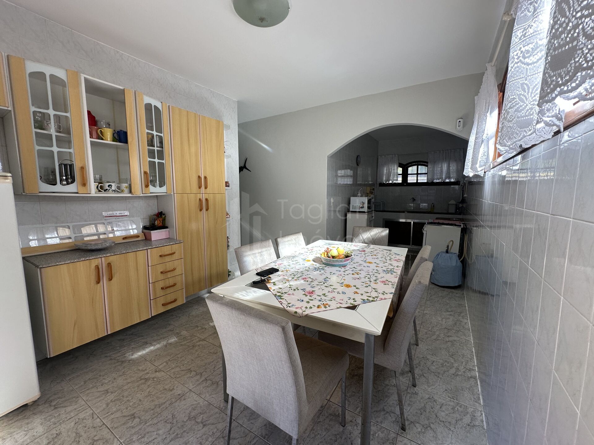 Casa à venda com 3 quartos, 211m² - Foto 5