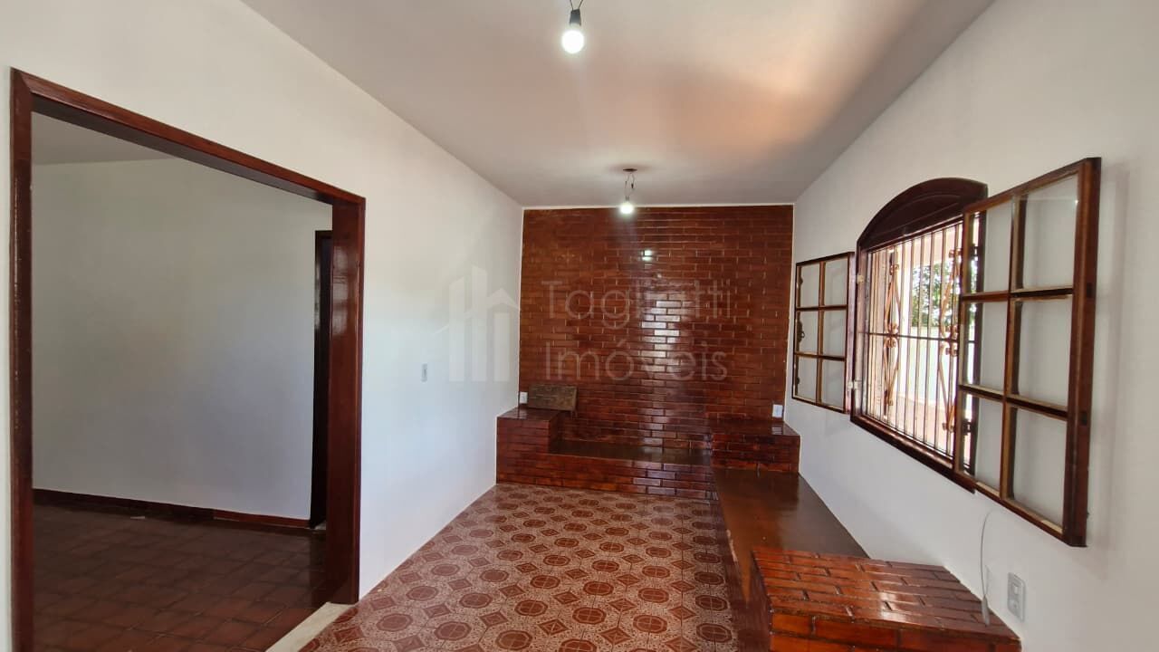 Casa à venda com 3 quartos, 220m² - Foto 8