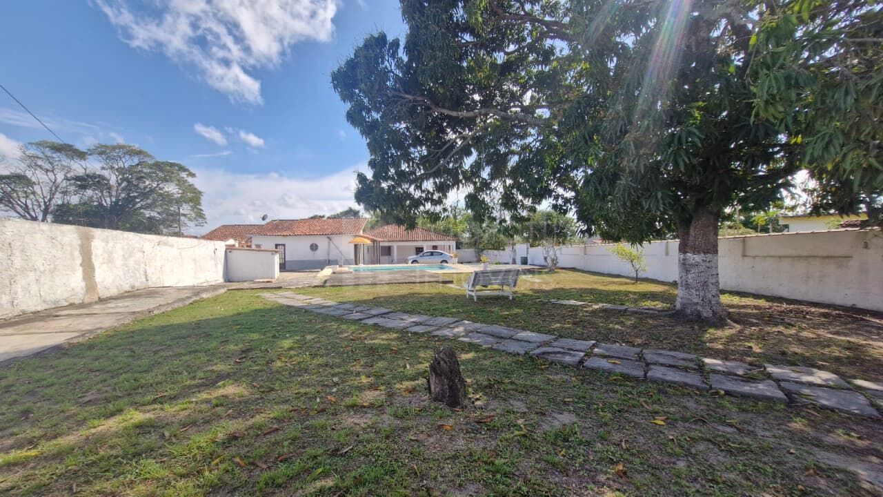 Casa à venda com 3 quartos, 220m² - Foto 25