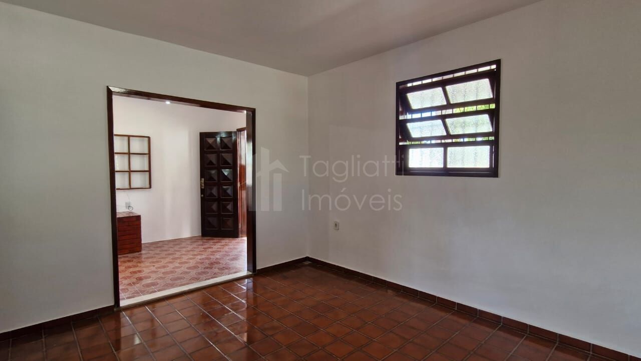 Casa à venda com 3 quartos, 220m² - Foto 6