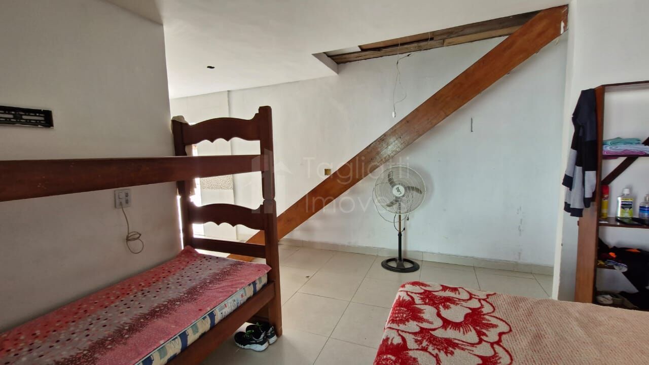 Casa à venda com 3 quartos, 220m² - Foto 20