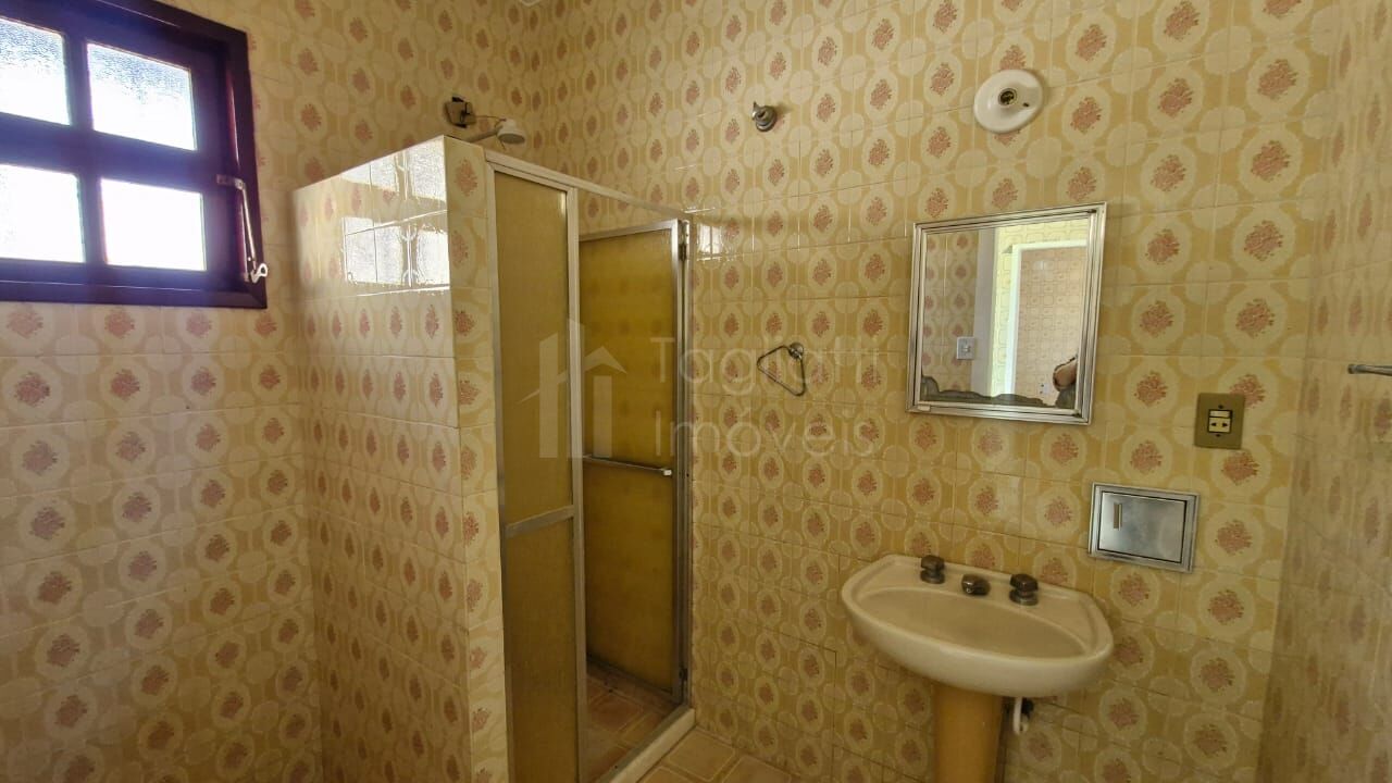 Casa à venda com 3 quartos, 220m² - Foto 17