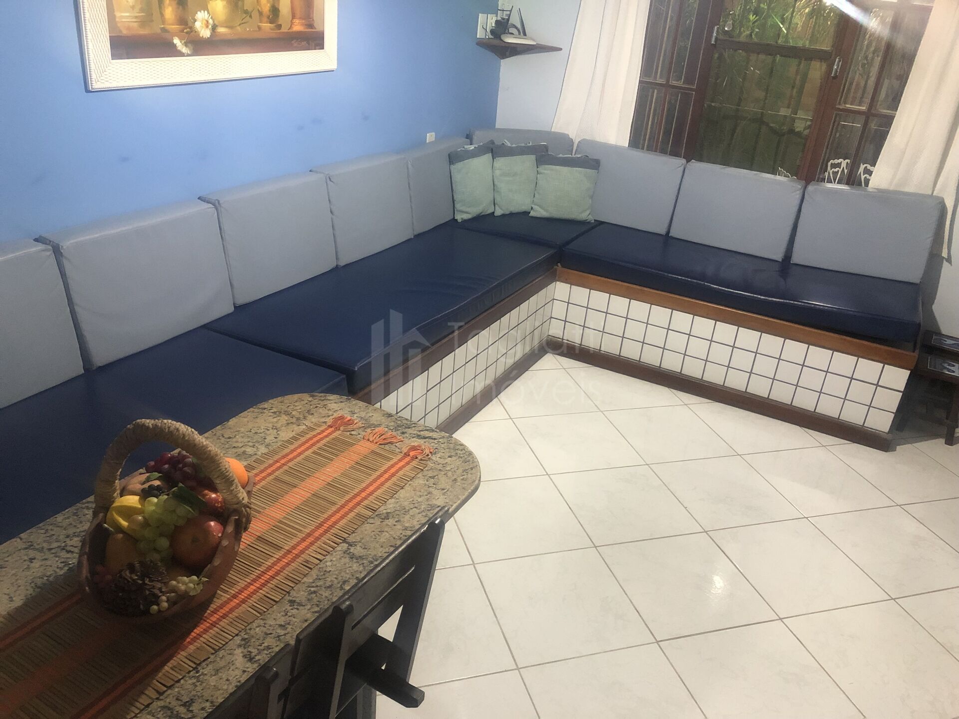 Casa à venda com 2 quartos, 60m² - Foto 2