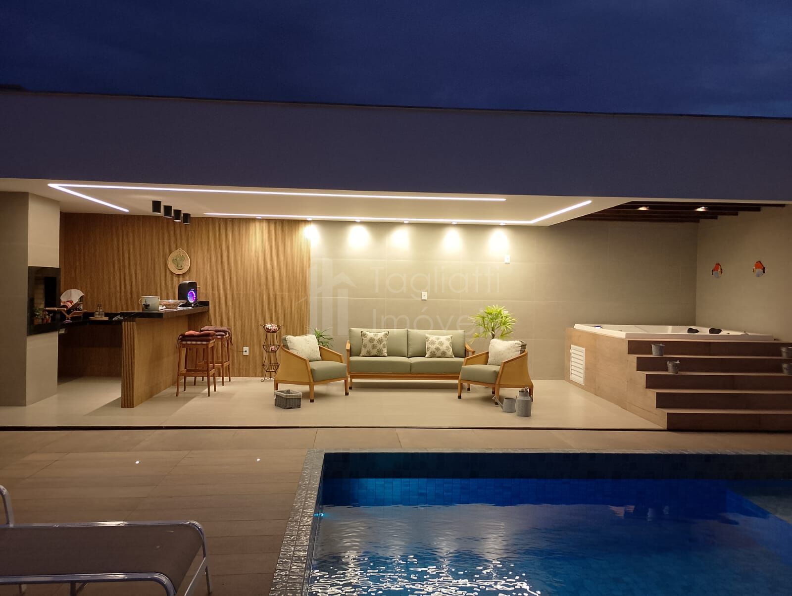 Casa à venda com 3 quartos, 250m² - Foto 23
