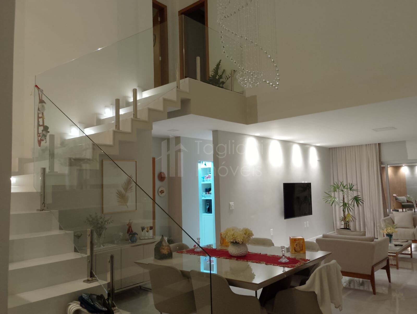 Casa à venda com 3 quartos, 250m² - Foto 12
