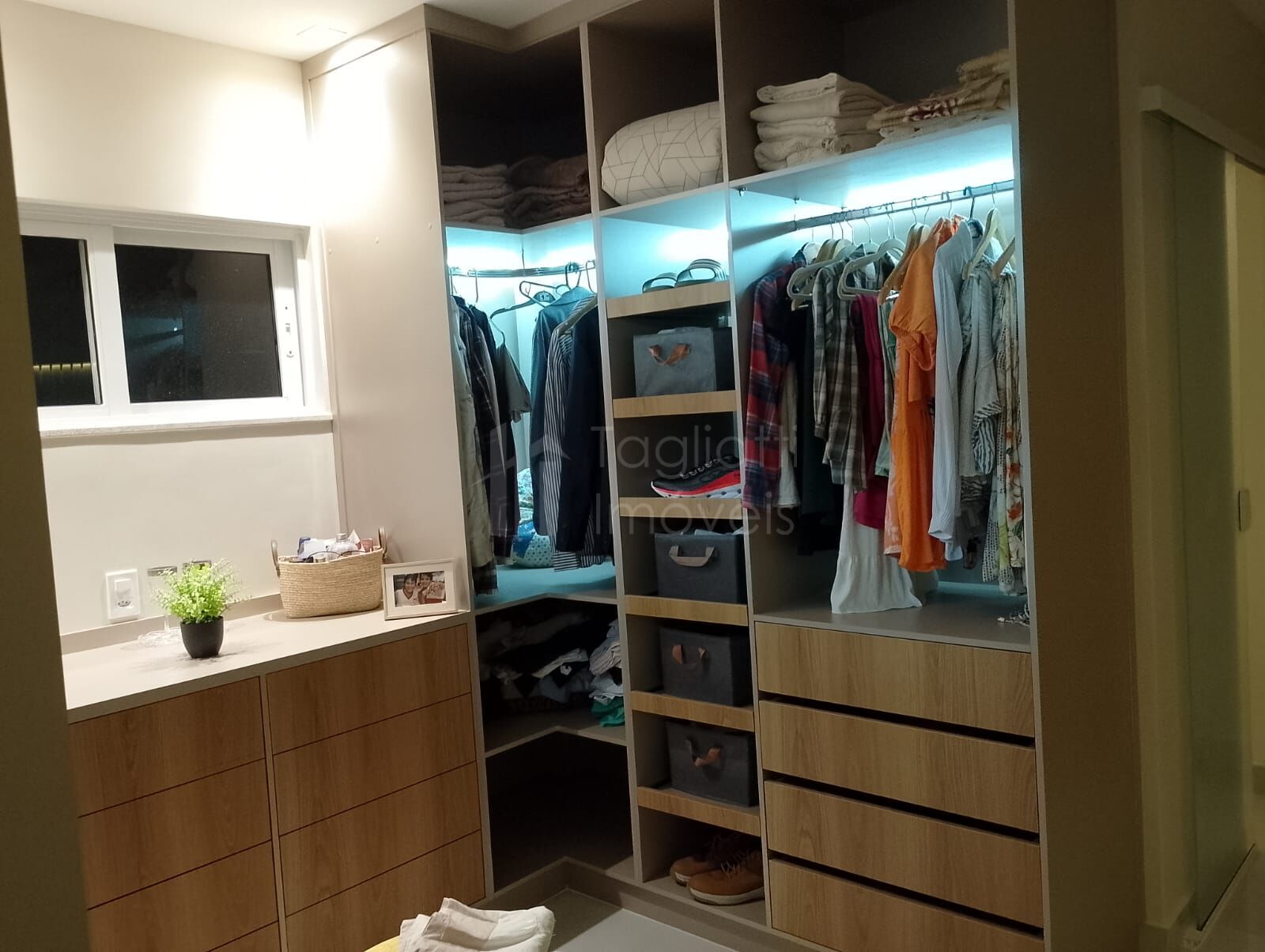 Casa à venda com 3 quartos, 250m² - Foto 15