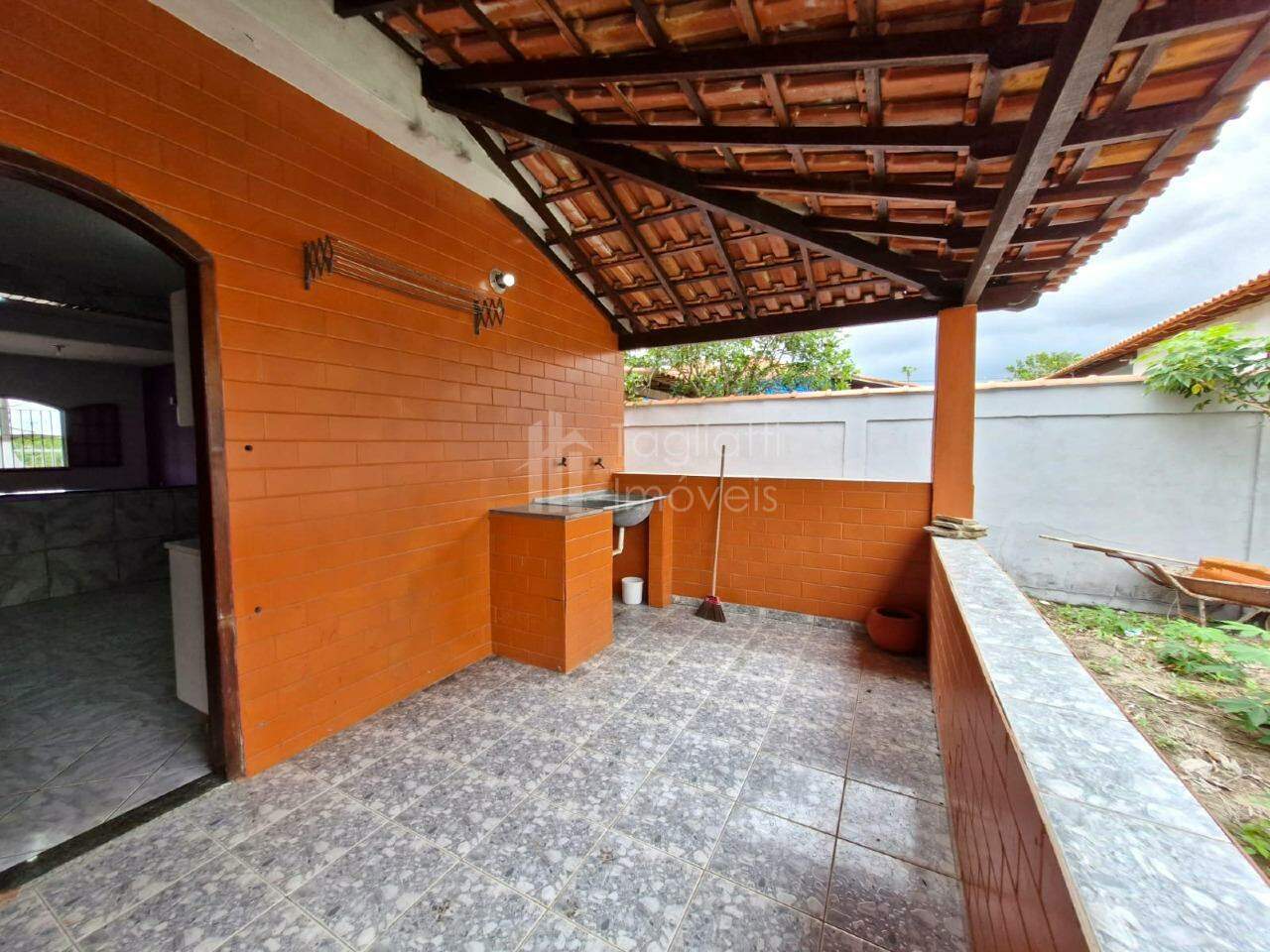 Casa para alugar com 2 quartos, 450m² - Foto 23