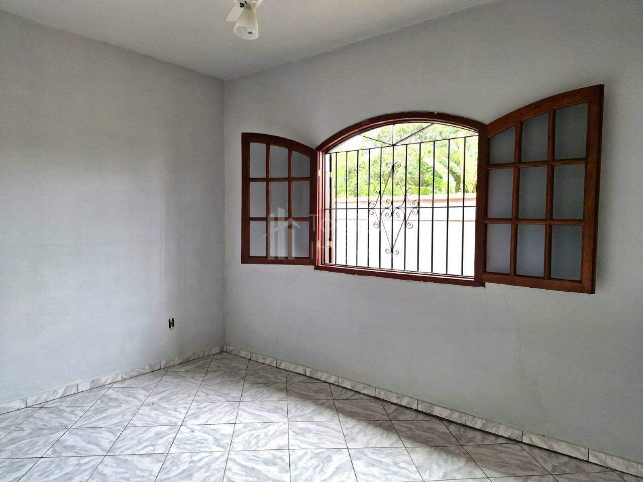 Casa para alugar com 2 quartos, 450m² - Foto 15