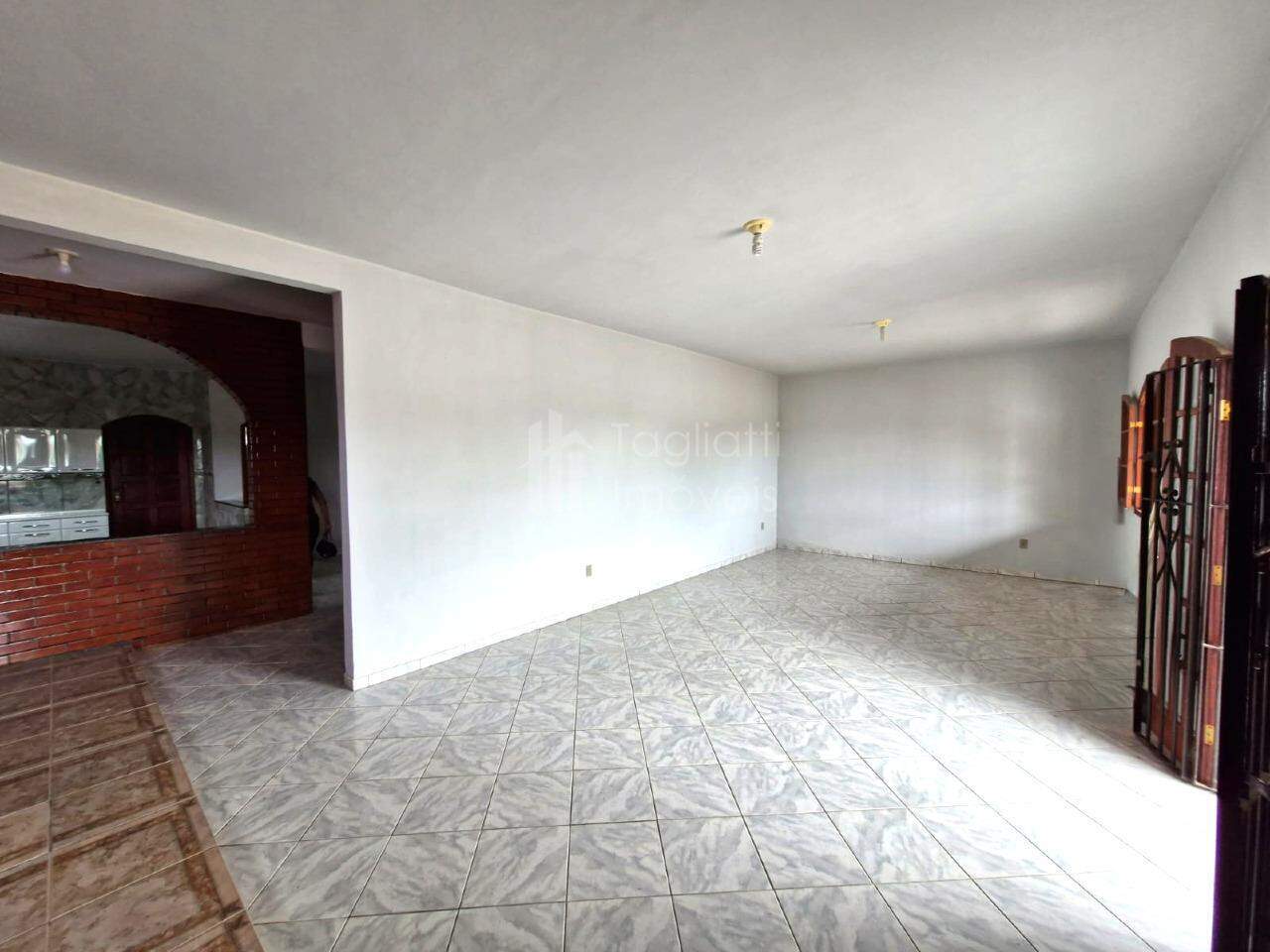 Casa para alugar com 2 quartos, 450m² - Foto 7