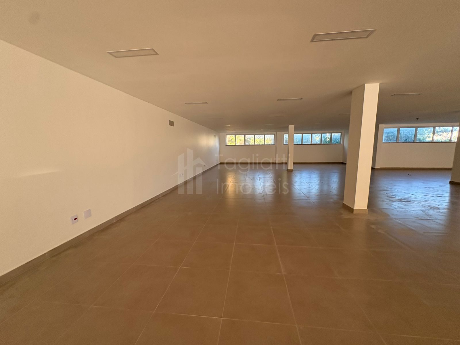 Loja-Salão, 1060 m² - Foto 11