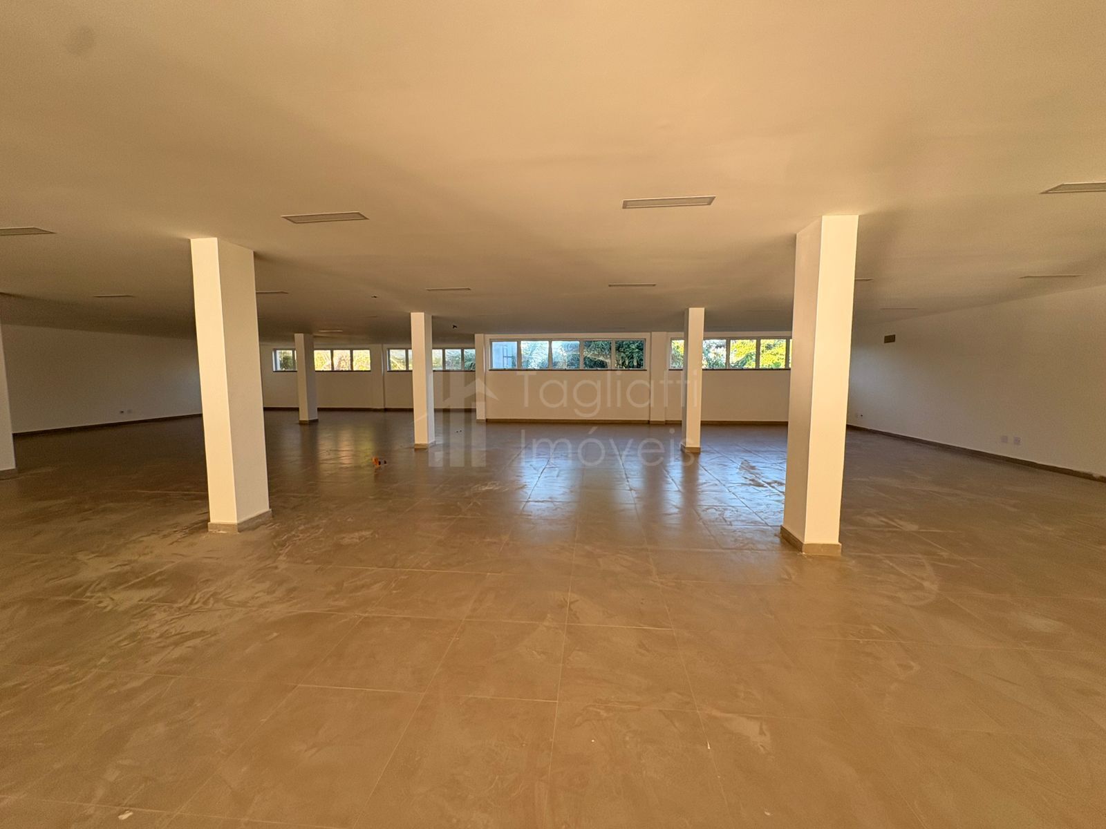 Loja-Salão, 1060 m² - Foto 6