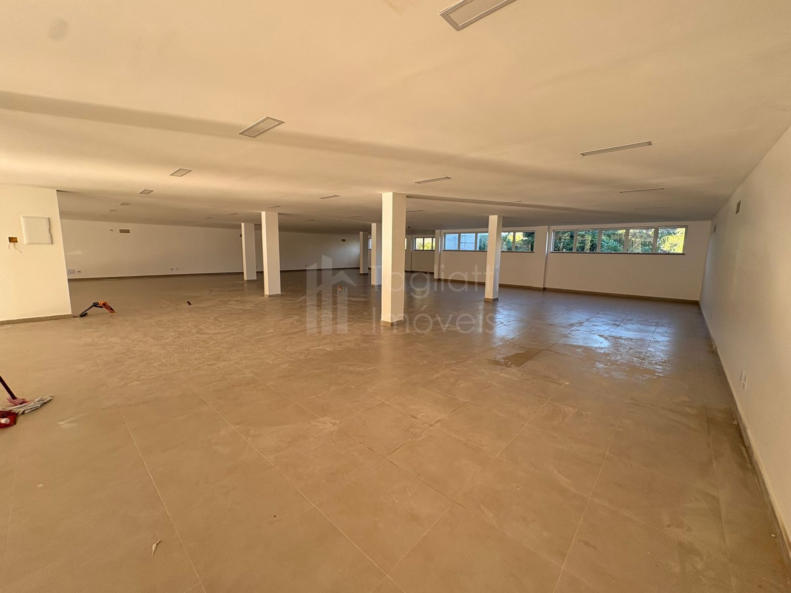 Loja-Salão, 1060 m² - Foto 14