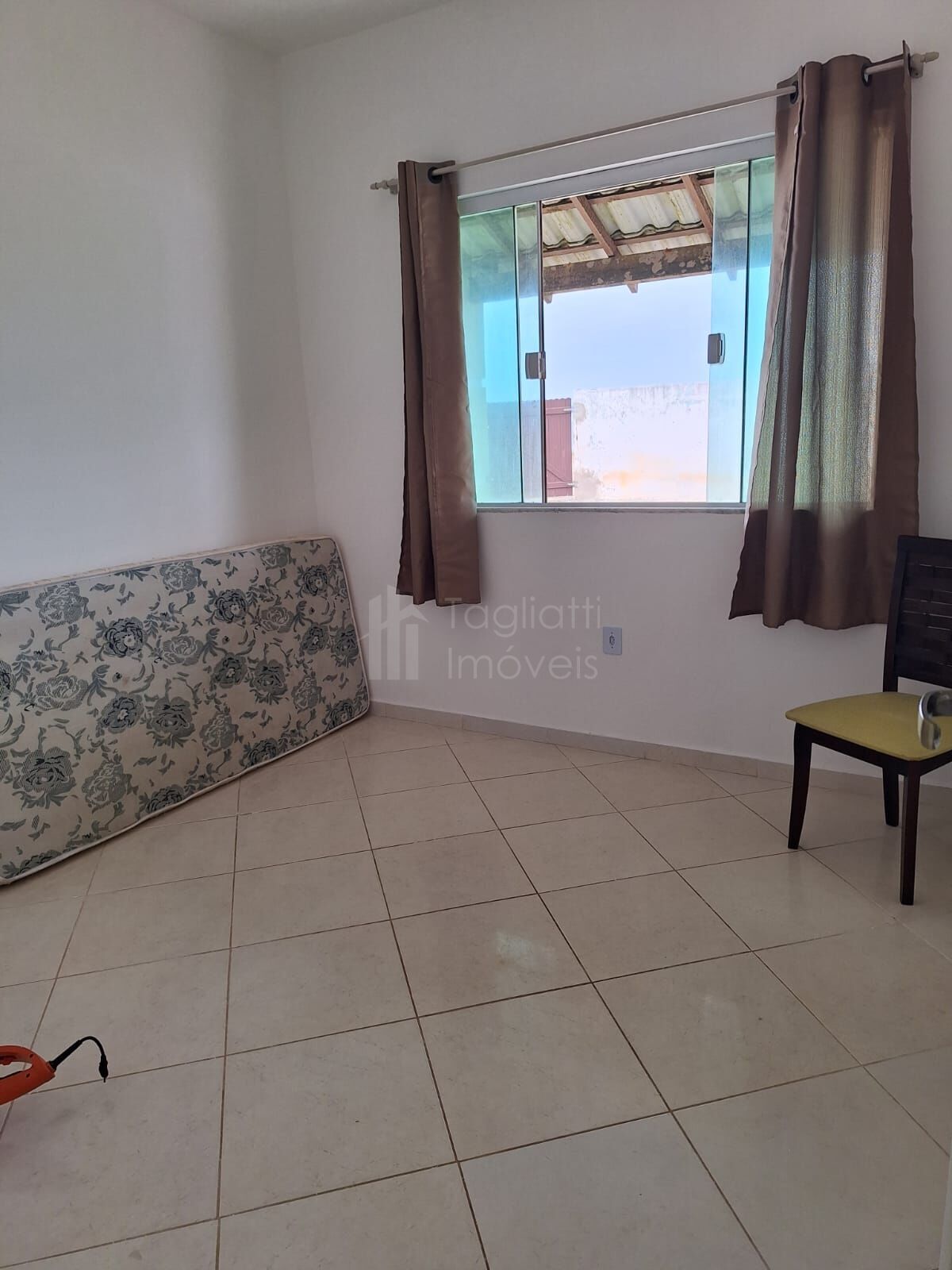 Casa à venda com 4 quartos, 120m² - Foto 15