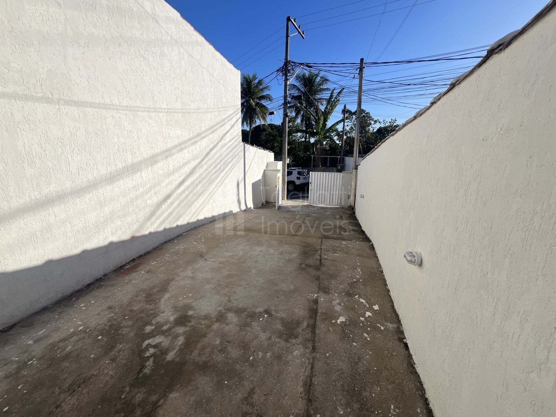 Casa à venda com 2 quartos, 85m² - Foto 3
