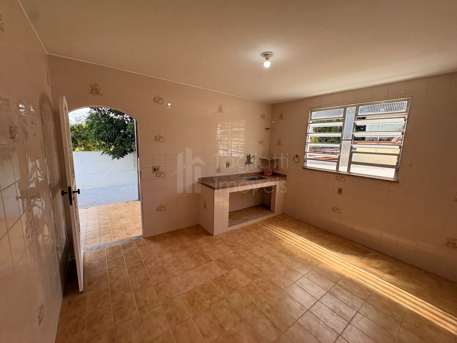 Casa, 2 quartos, 150 m² - Foto 9