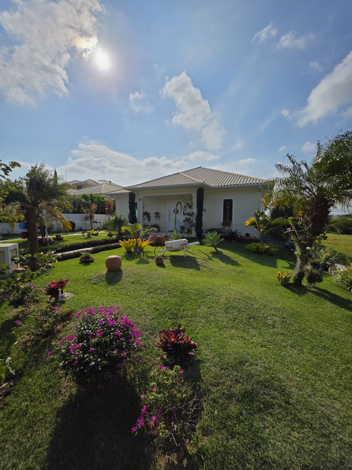 Casa à venda com 3 quartos, 150m² - Foto 2