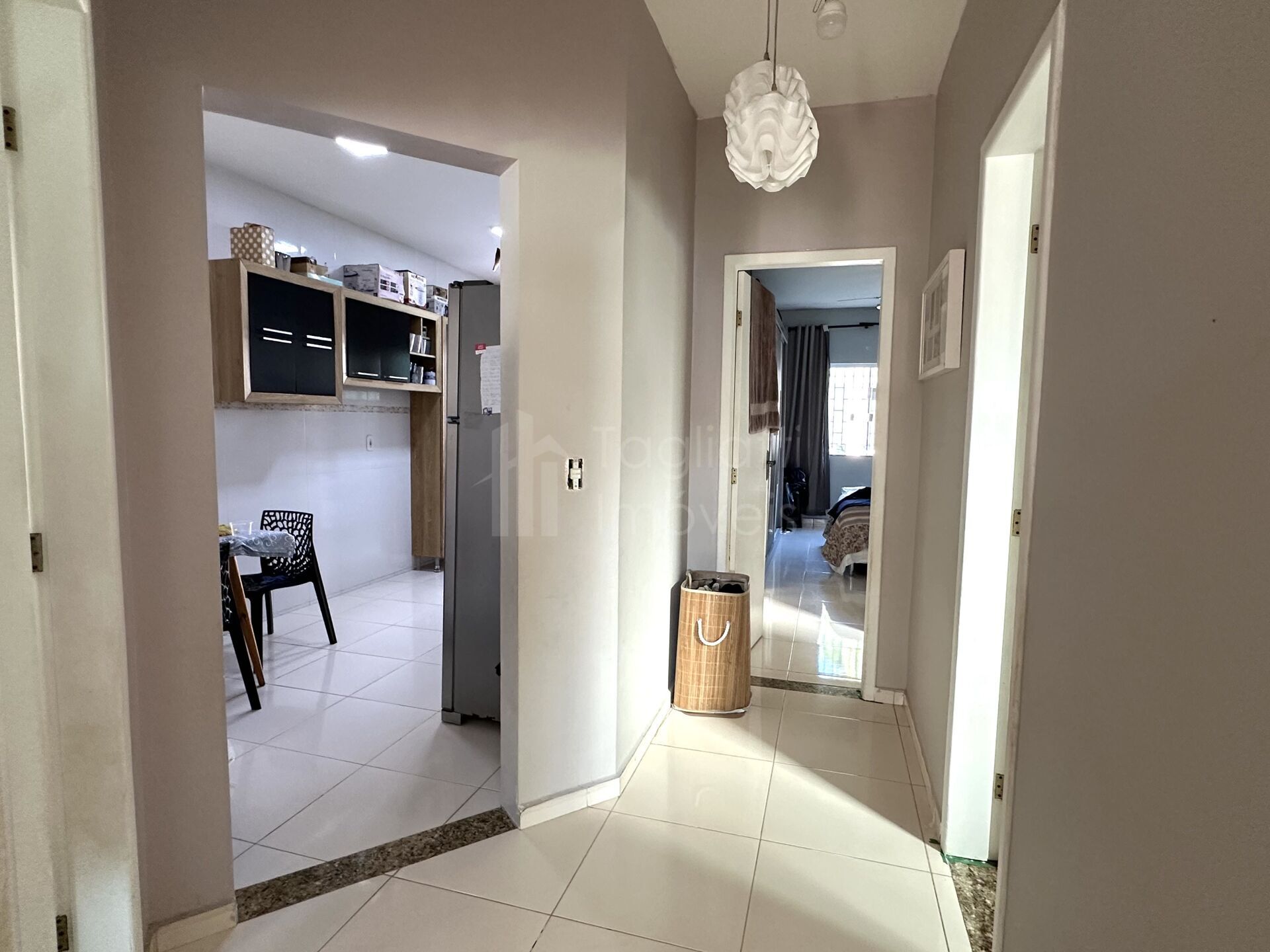 Casa à venda com 2 quartos, 103m² - Foto 3