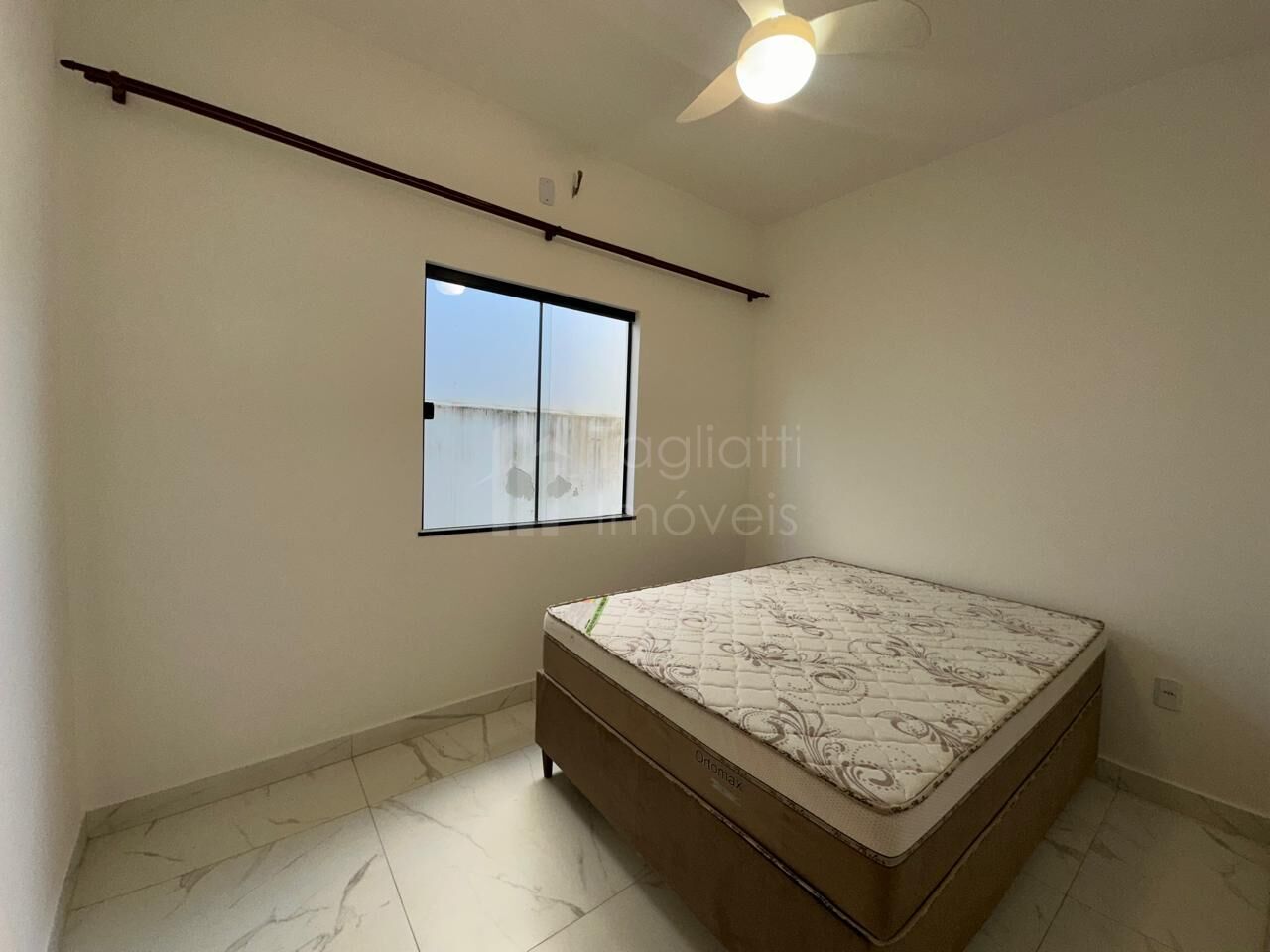 Casa à venda com 3 quartos, 120m² - Foto 13