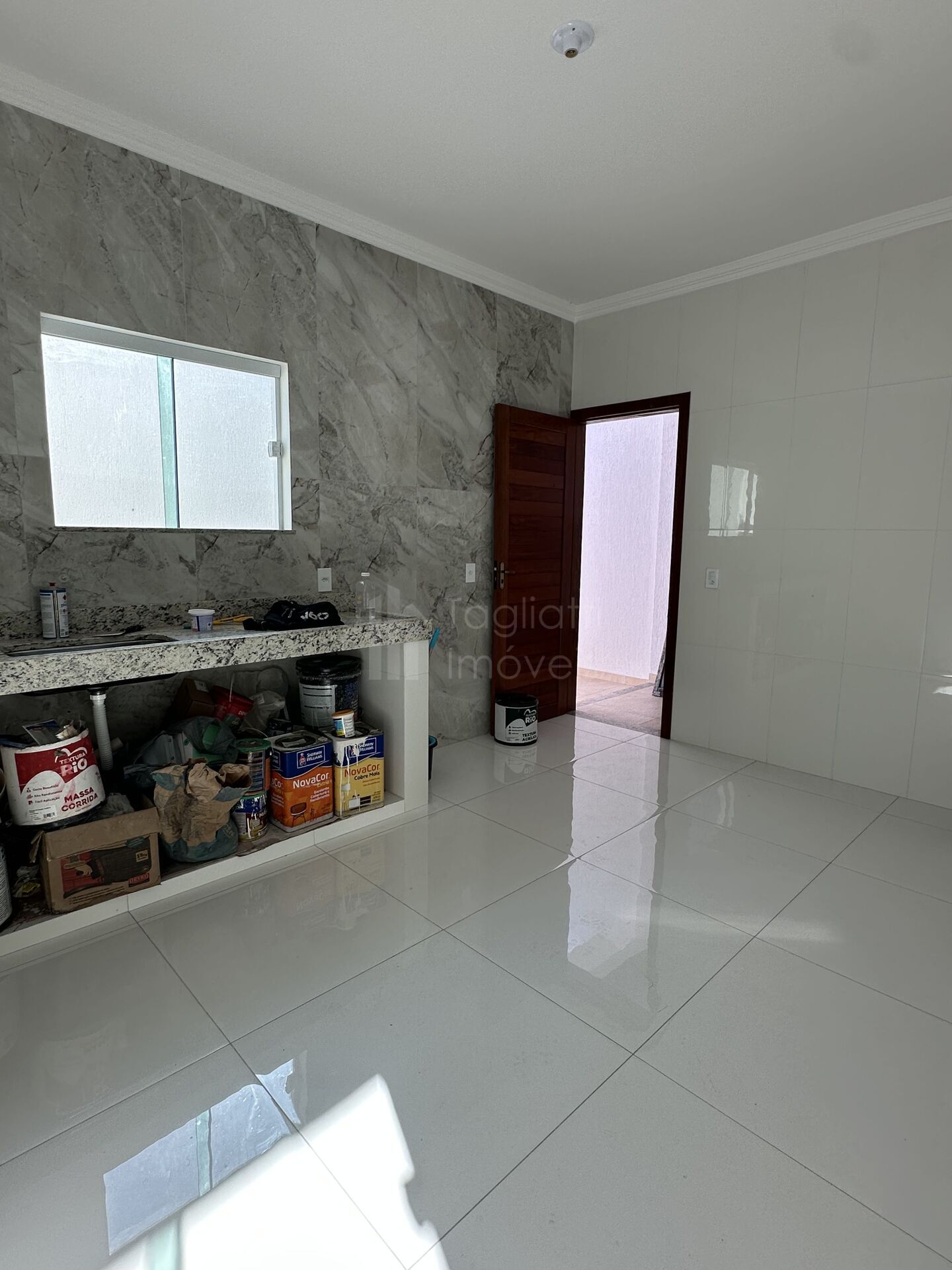 Casa à venda com 3 quartos, 85m² - Foto 11