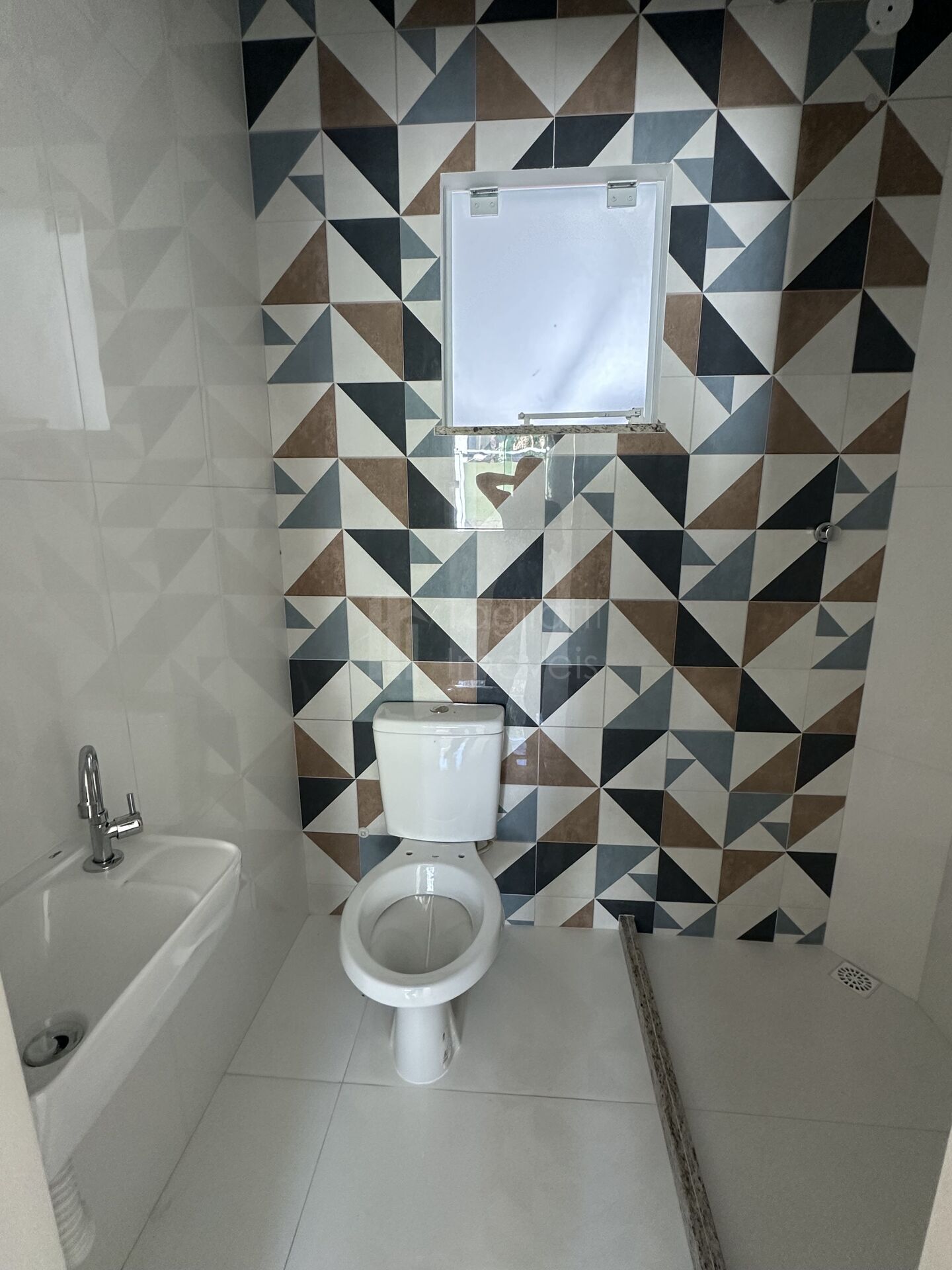 Casa à venda com 3 quartos, 85m² - Foto 10