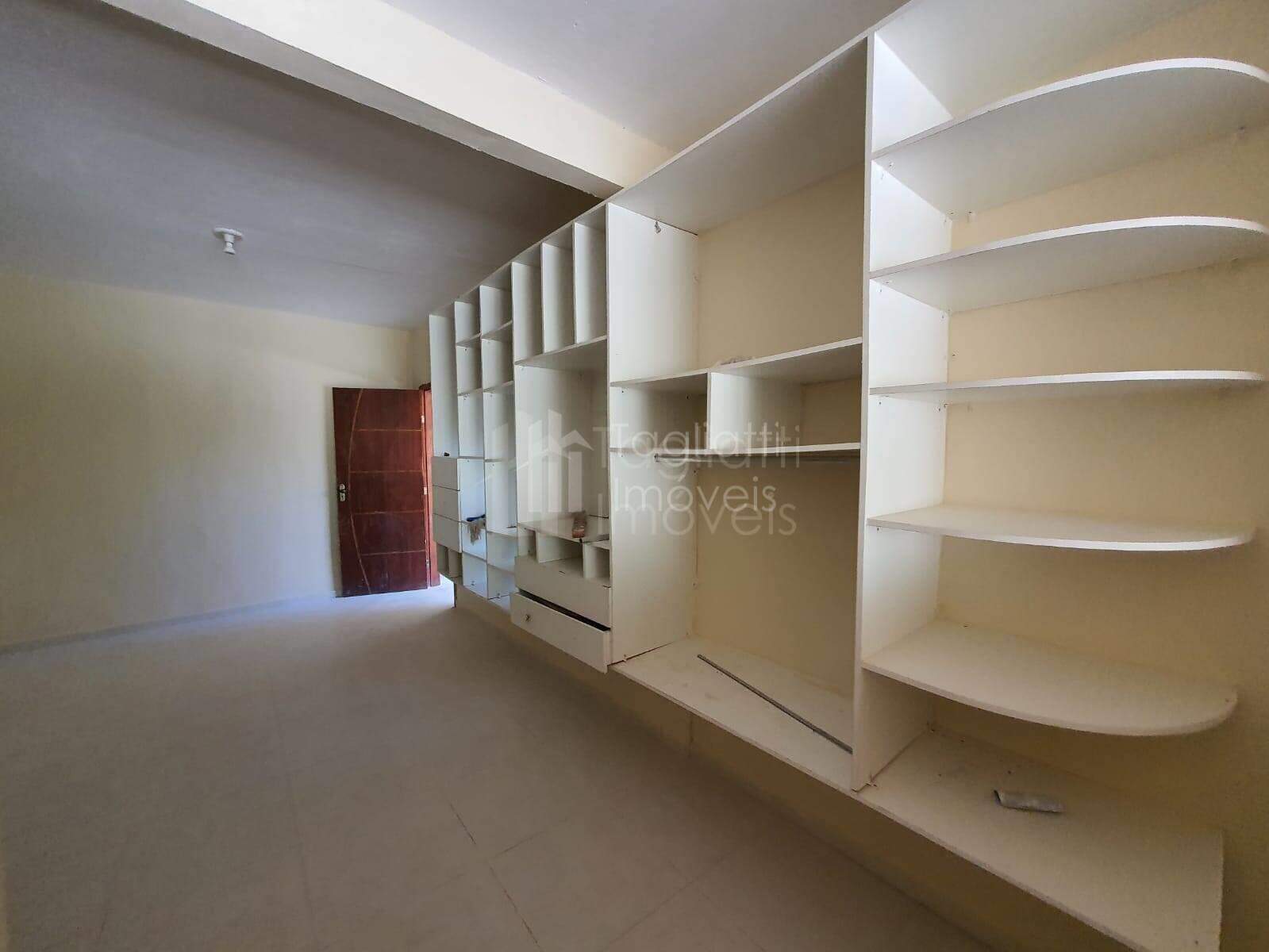 Casa à venda com 2 quartos, 100m² - Foto 13