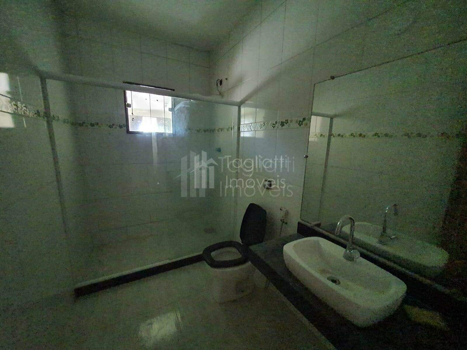 Casa à venda com 2 quartos, 100m² - Foto 17