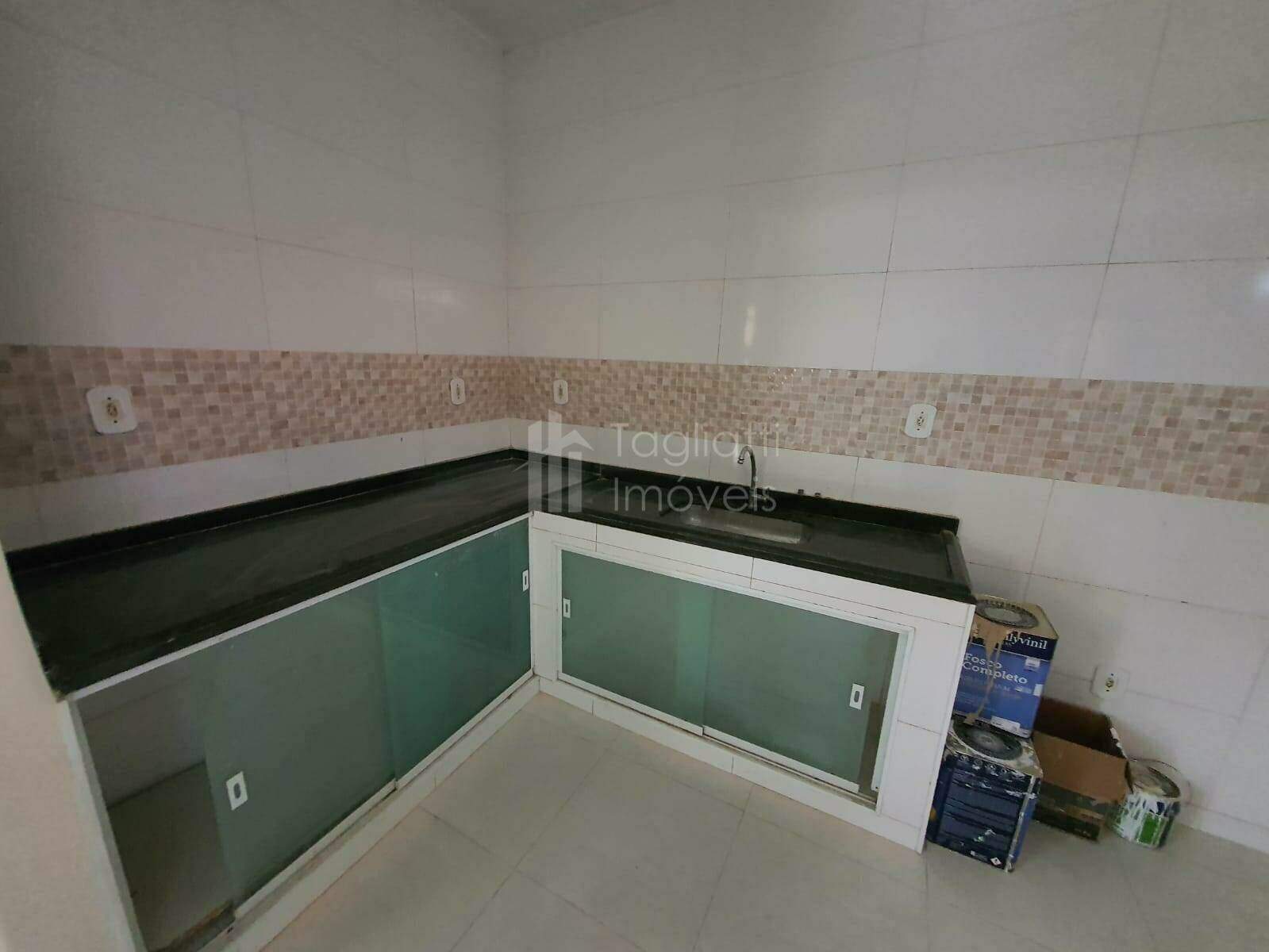 Casa à venda com 2 quartos, 100m² - Foto 10