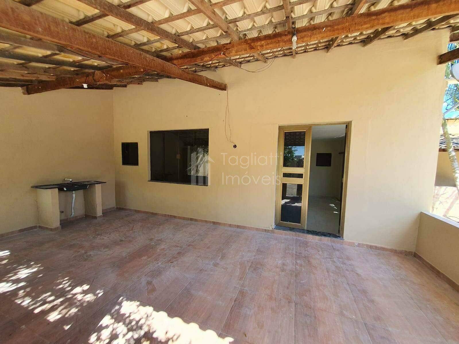 Casa à venda com 2 quartos, 100m² - Foto 3