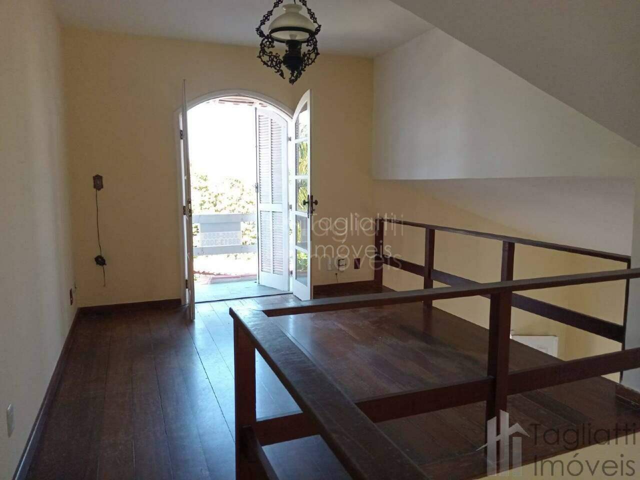 Casa à venda com 4 quartos, 434m² - Foto 4
