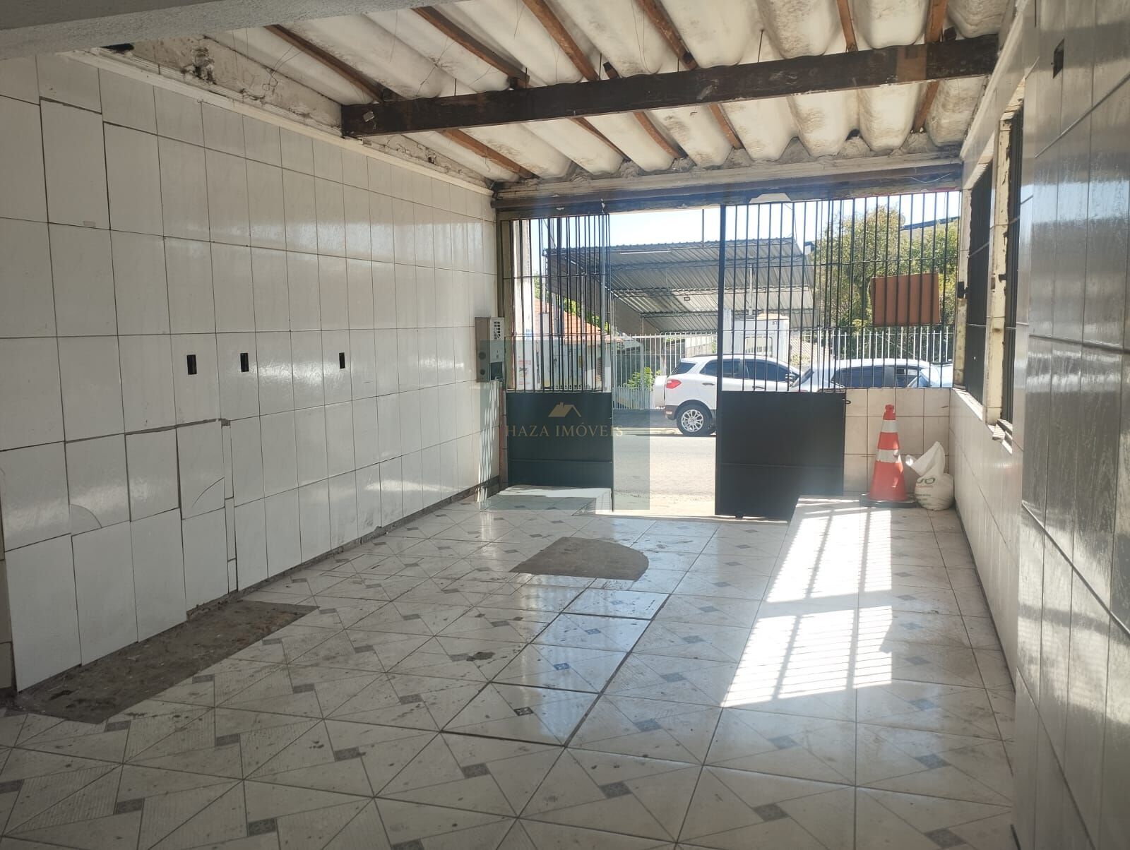 Loja-Salão, 90 m² - Foto 1