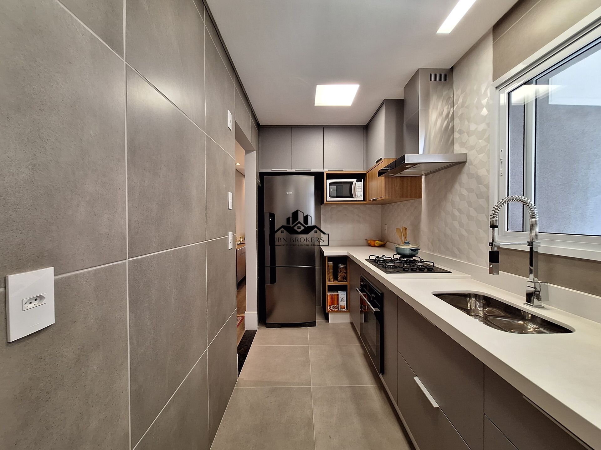 Apartamento à venda com 2 quartos, 65m² - Foto 8