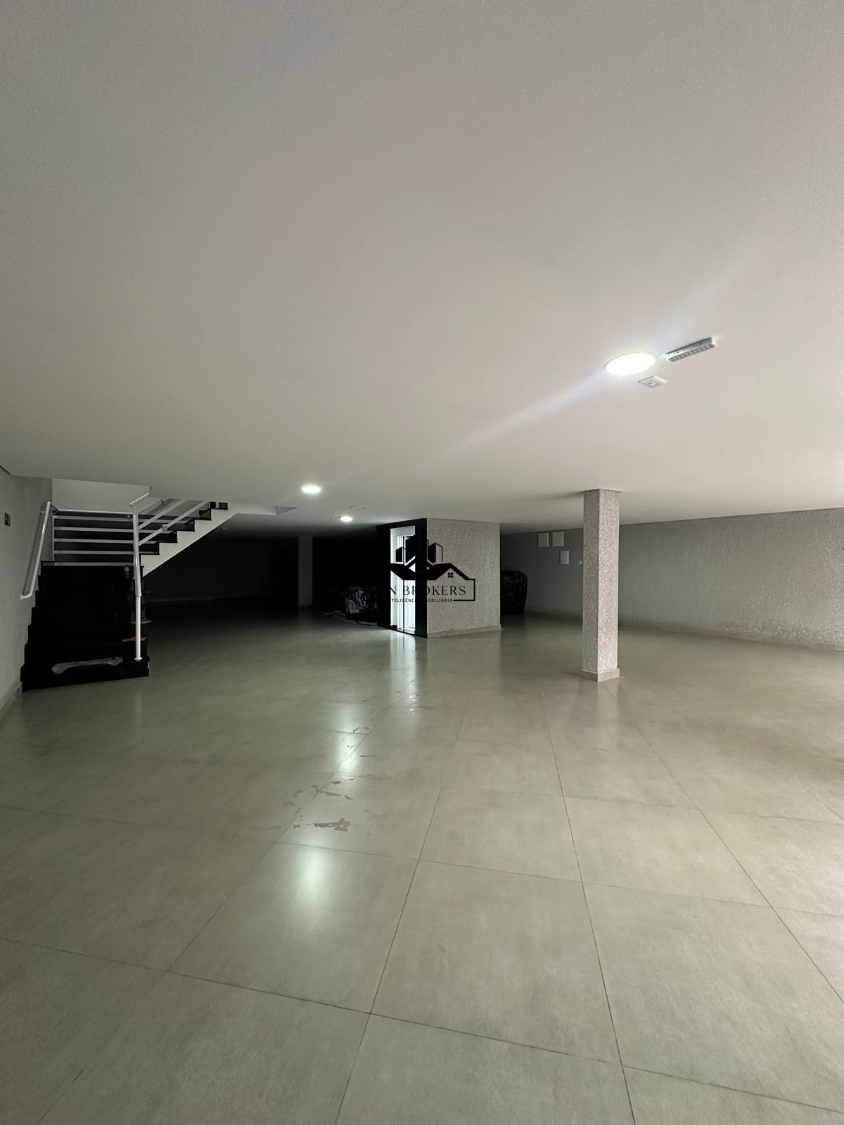 Cobertura à venda com 2 quartos, 120m² - Foto 11