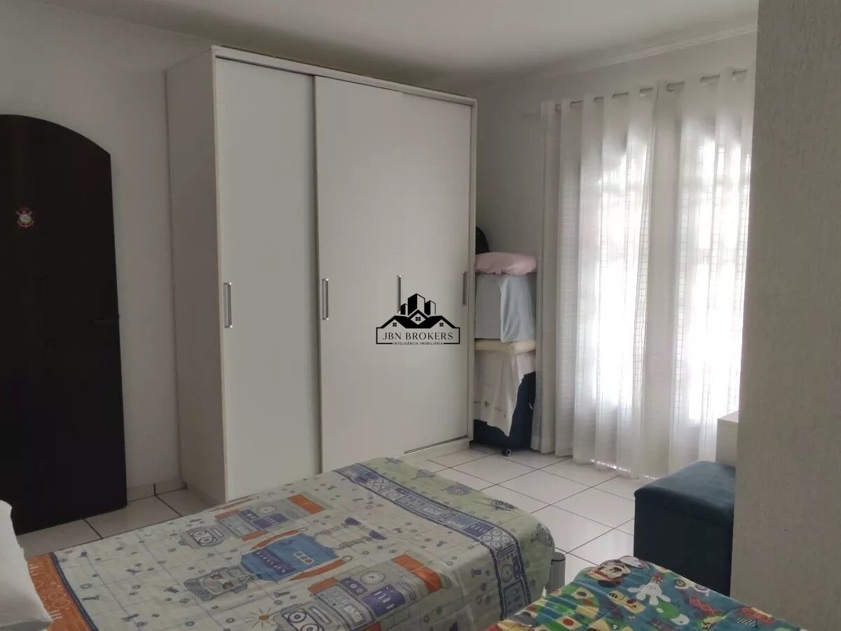 Sobrado à venda com 4 quartos, 241m² - Foto 15