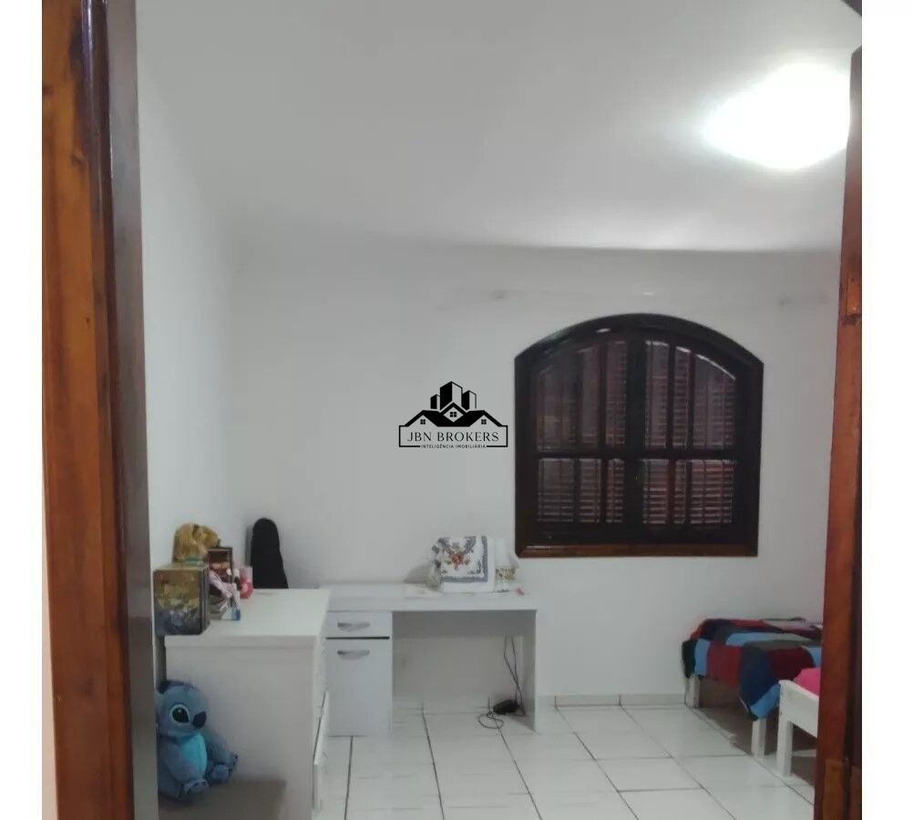 Sobrado à venda com 4 quartos, 241m² - Foto 9