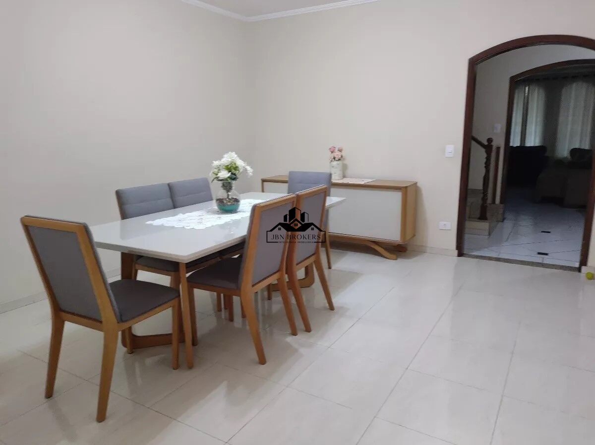 Sobrado à venda com 4 quartos, 241m² - Foto 6