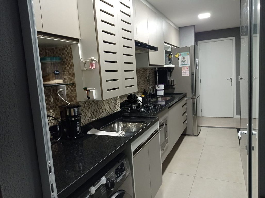 Apartamento à venda com 2 quartos, 65m² - Foto 11