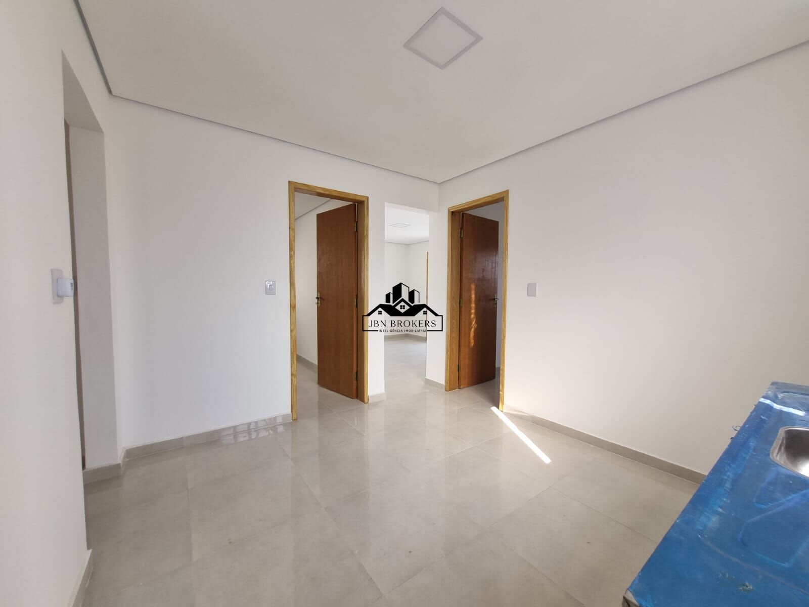 Casa à venda com 3 quartos, 63m² - Foto 11